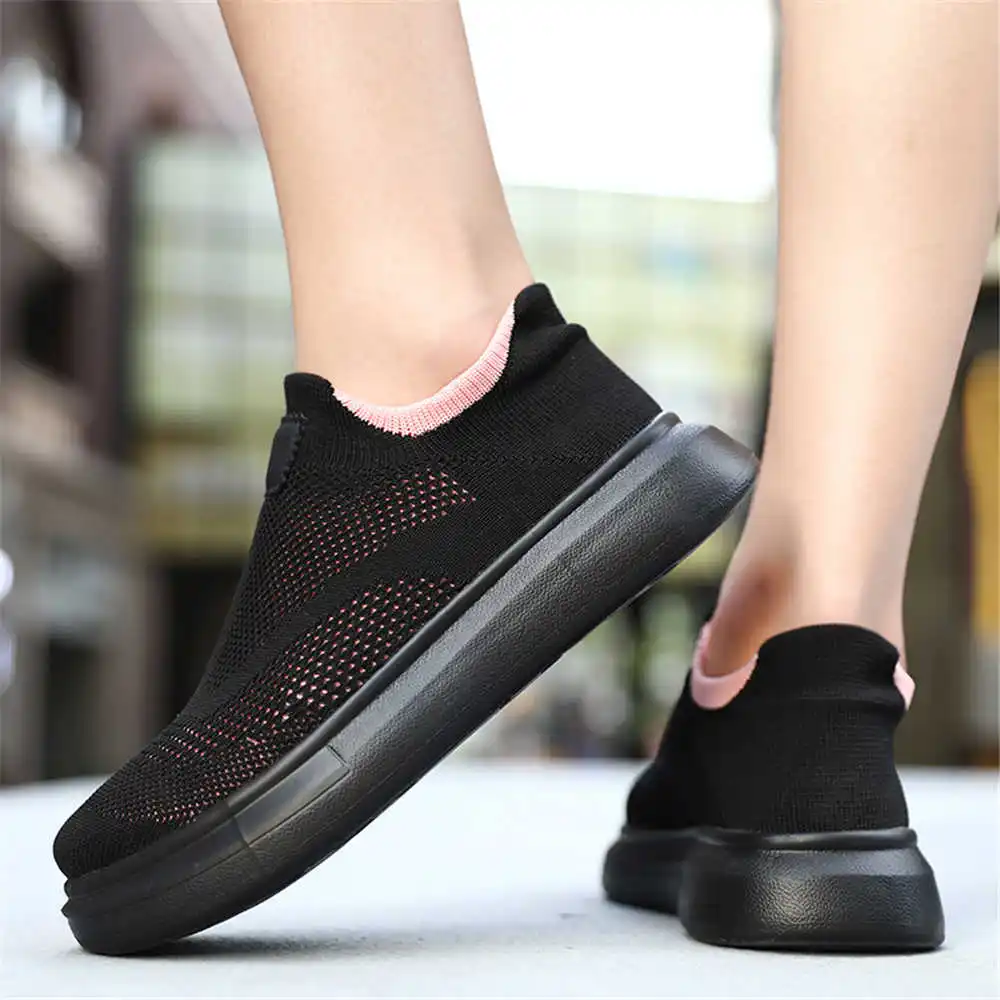 Streetwear Brand Vietnam - Plattform Strümpfe braune Schuhe für Frau
