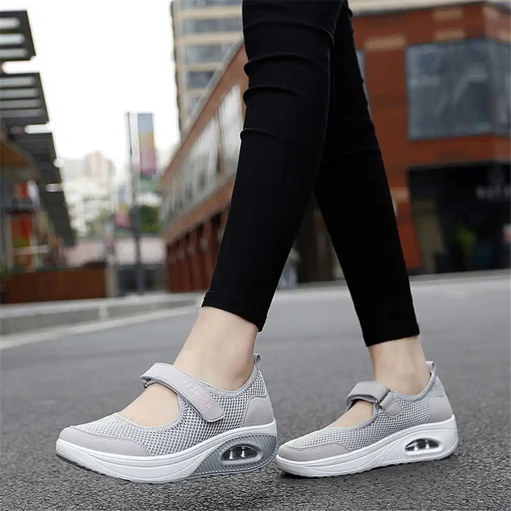 Streetwear Brand Vietnam - 36-41 Halbsaison farbige Turnschuhe Walking Skates
